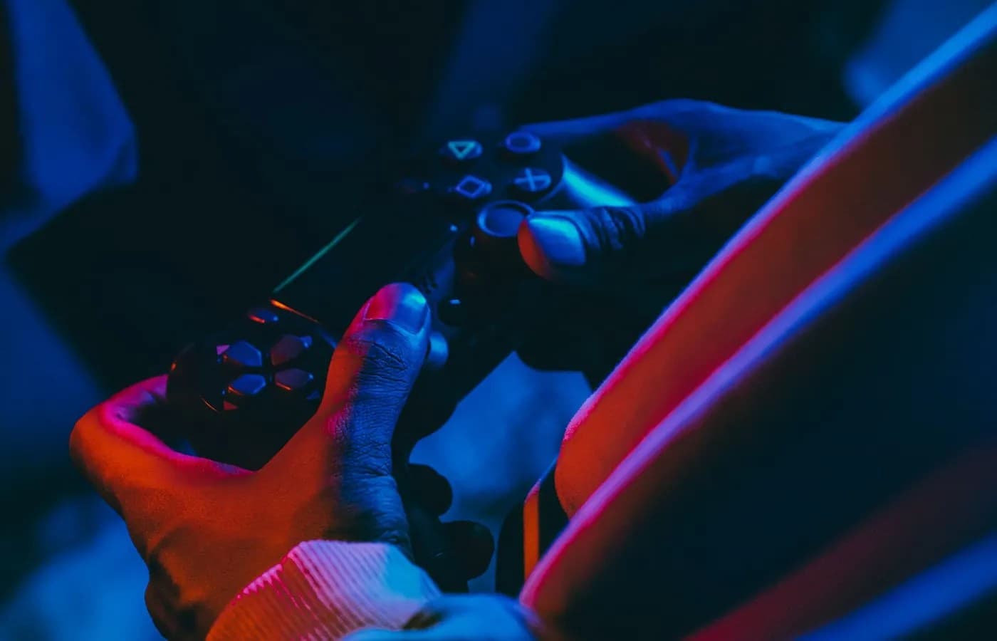 Modern console controller used for PlayStation and Xbox gaming